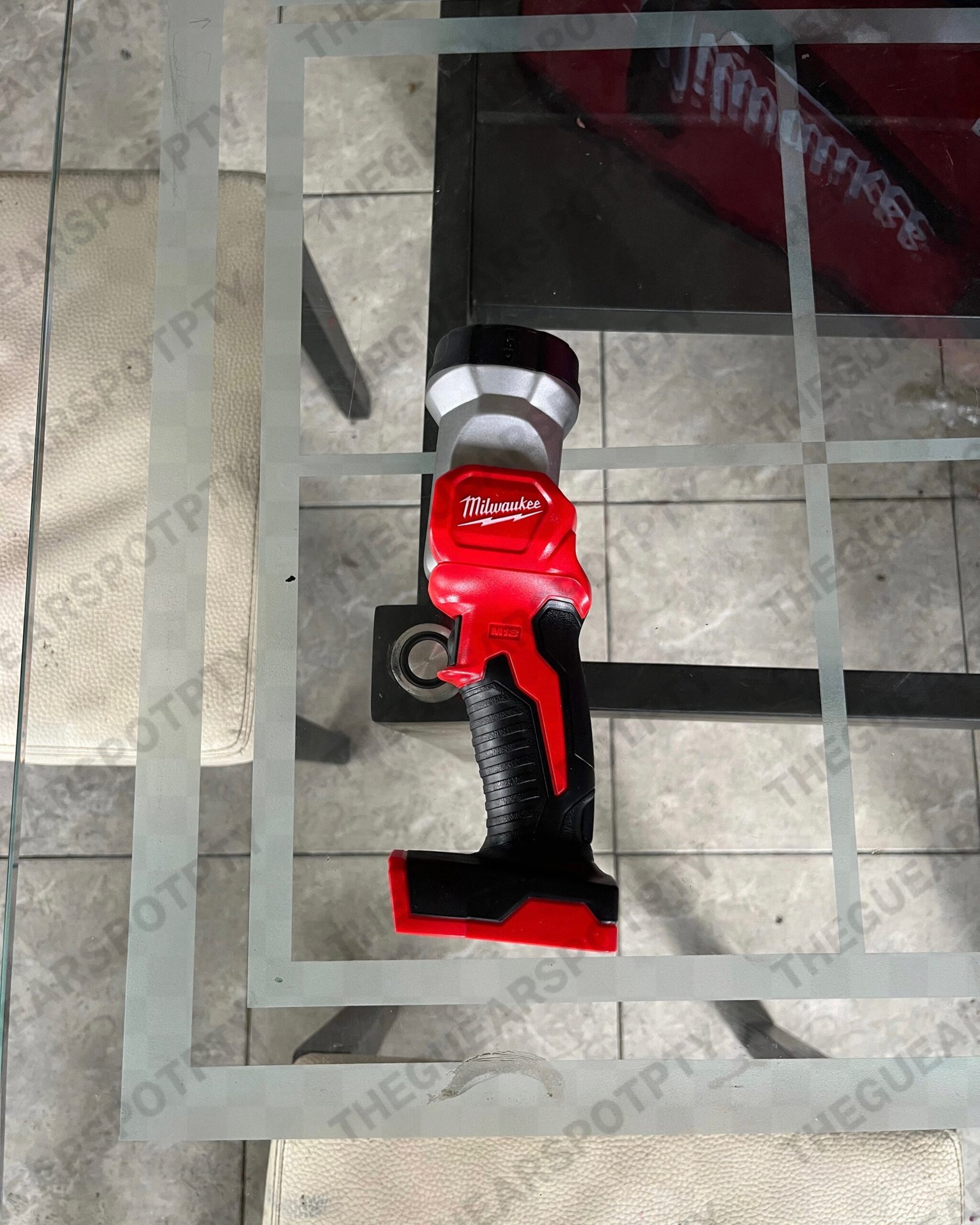 LInterna Milwaukee m18