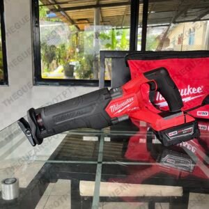 Milwaukee M18 Fuel sawzall