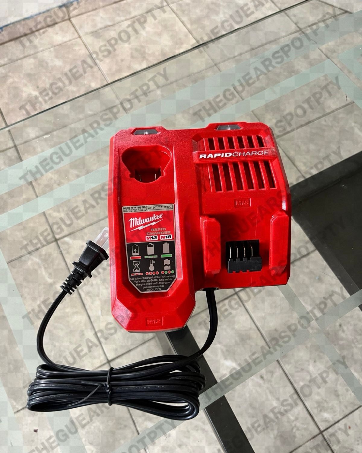 cargador rapido milwaukee M12/ M18